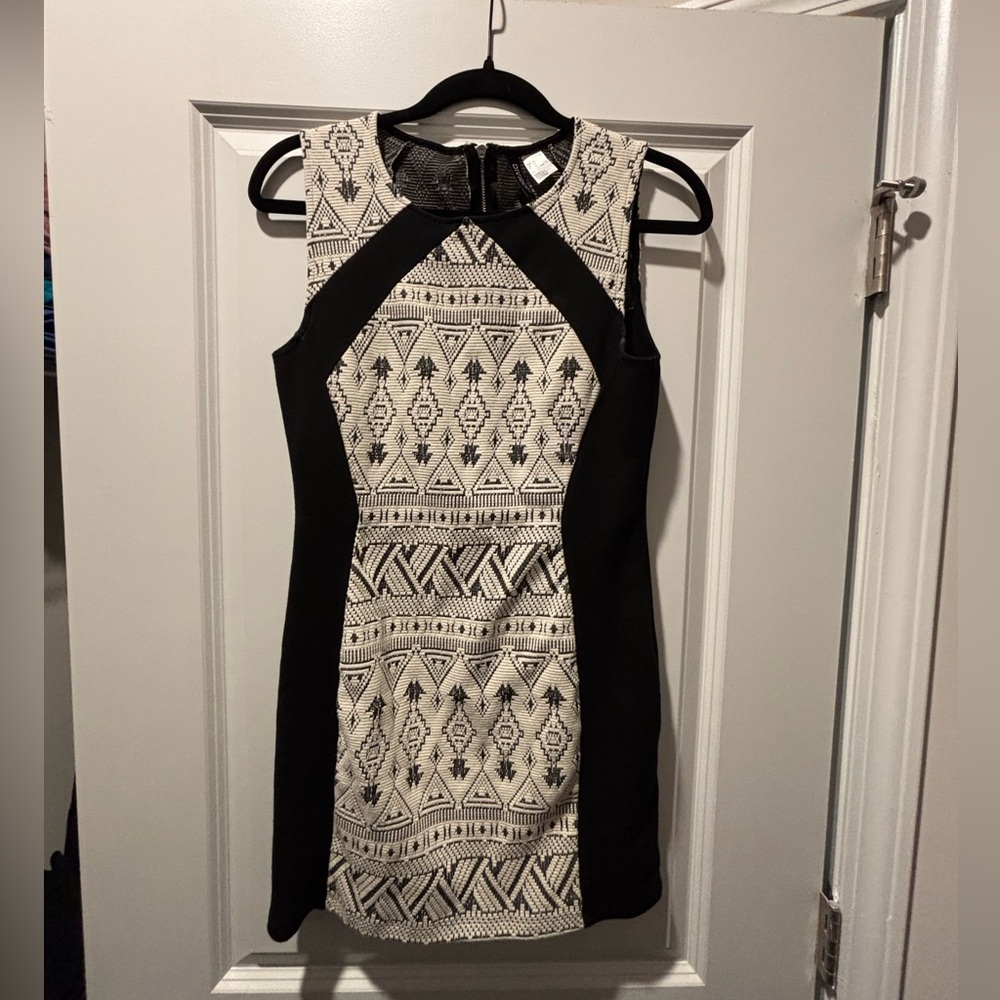 H&M Black and Cream Patterned Mini Dress